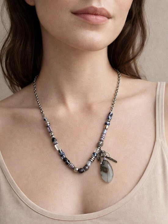 Source Unknown Jewelry - Purple stone necklace faceted stone pendant, and crescent moon charm 60g 34"
